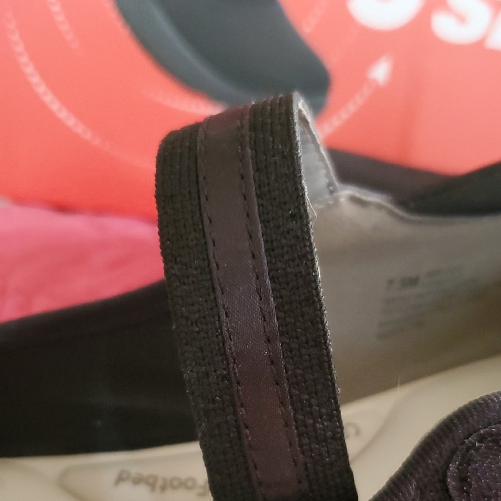 JSport by Jambu Black Athletic Shoes with Non-Slip Sole - Picture 15 of 16